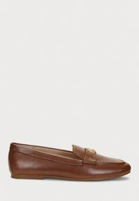 Seleccionado, deep saddle tan