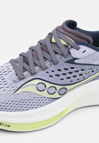 Saucony RIDE 17 - Scarpe da corsa su strada - iris/navy