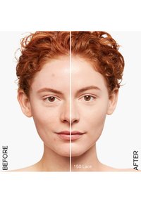 To splitterte bilder som viser sammenligning av hud: venstre side har urenheter og tekstur, mens høyre side ser jevnere og mer ensartet ut, kalt "150 Lace."