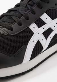 ASICS SportStyle Sneakers - black
