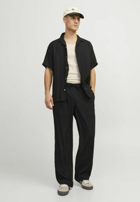 Jack & Jones Verryttelyhousut - black