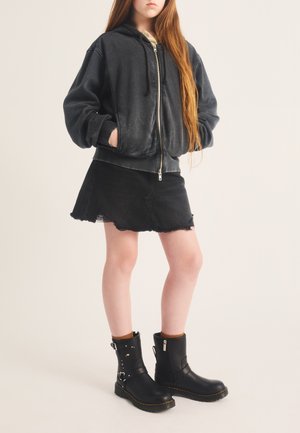 Dr. Martens, GENAYA RIGGER - Bottes de cowboy / motard - black wyoming
