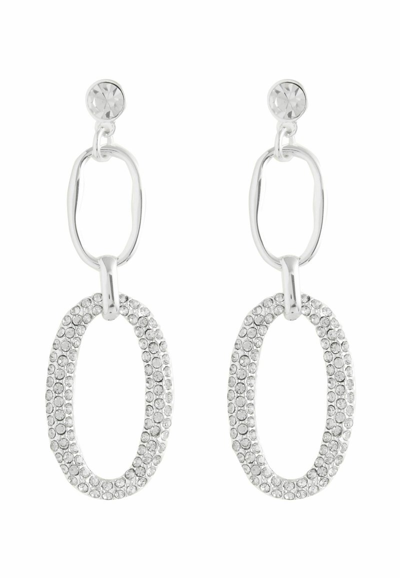 Stříbrné visací náušnice s kulatými krystalovými kamínky, propojenými oválnými kroužky a většími oválnými závěsy posázenými malými čirými krystaly.