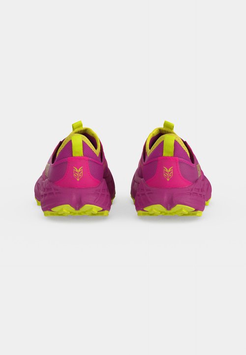 Hoka Speedgoat 7 - Fuchsia / Fuchsia — photo 4