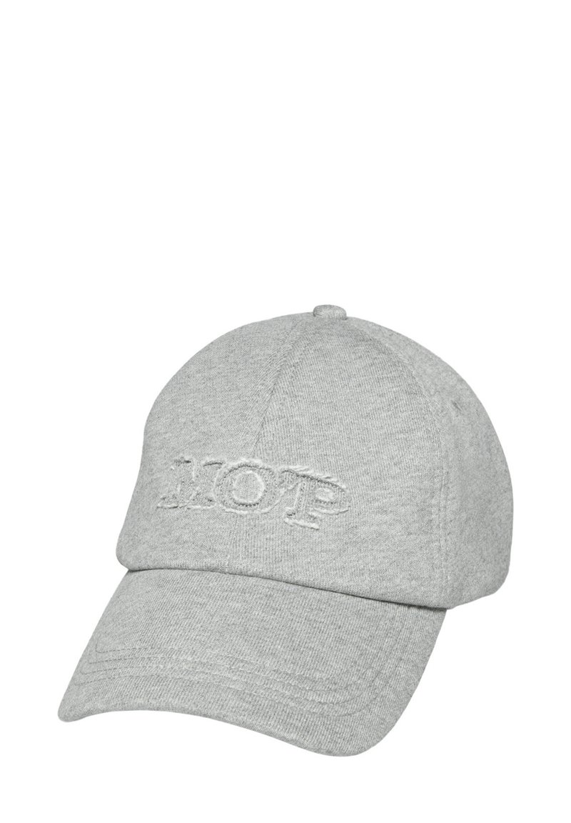 Szara bawełniana czapka baseballowa z zaokrągloną koroną, zakrzywionym daszkiem oraz wyszytym napisem "M10P" z przodu. Gładka tekstura, casualowy design.