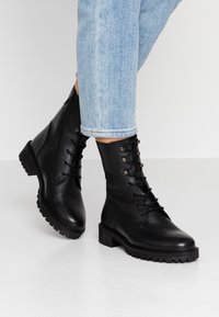 Leather Lace Up Geox Hoara Damen Geox HOARA Lace-up Ankle Boots