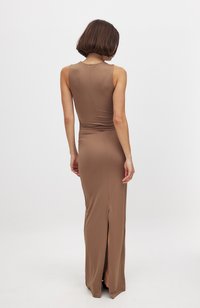 NA-KD SLEEVELESS - Maksimekko - taupe