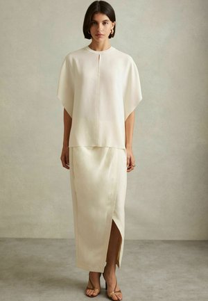TANIA DRAPED SLEEVE - Pusero - ivory