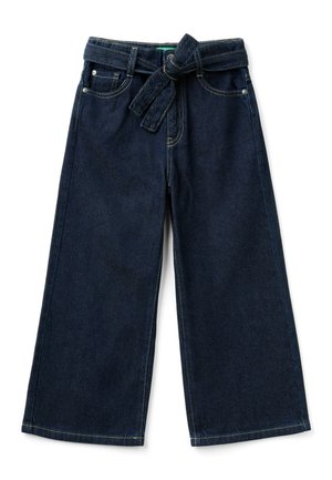 Dunkelblaue Denim-Hosen mit weitem Bein und einem Gurtbund, ausgestattet mit fünf Taschen und kontrastierenden gelben Nähten entlang der Nähte.