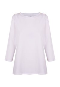 Top in cotone bianco leggero con maniche a tre quarti e dettagli in bottone dorato sulle spalle. Design semplice e comodo, con scollatura a girocollo.