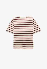 T-shirt wykonany z bawełny, z poziomymi paskami w kolorze bordowym i białym, krótkimi rękawami, okrągłym dekoltem i luźnym krojem. Brak widocznych logo lub dodatków.