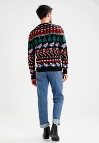 Pier One Neule - black