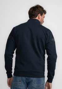 Petrol Industries Felpa con zip - sky captain