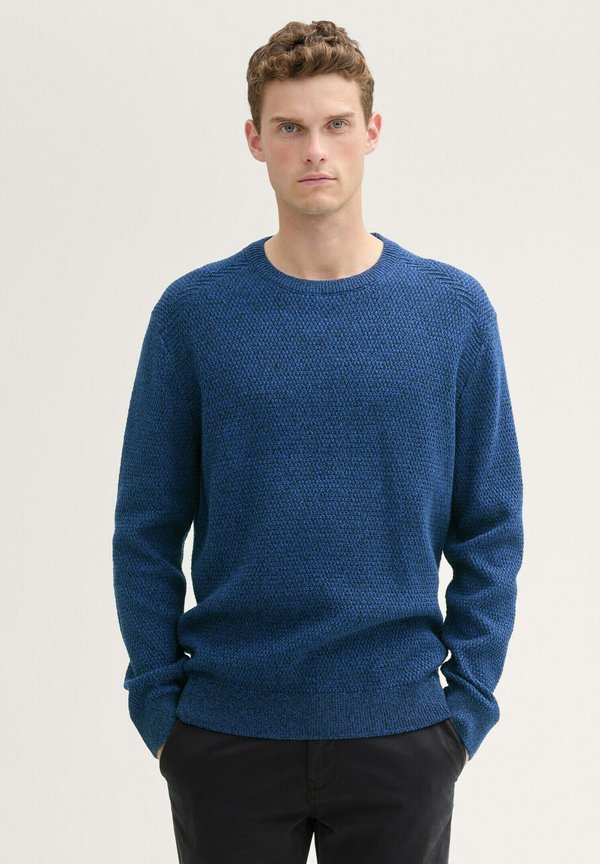 MIT STRUKTUR - Strickpullover