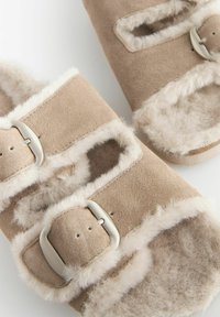 Next FOREVER COMFORT - REGULAR FIT - Papucsok - neutral