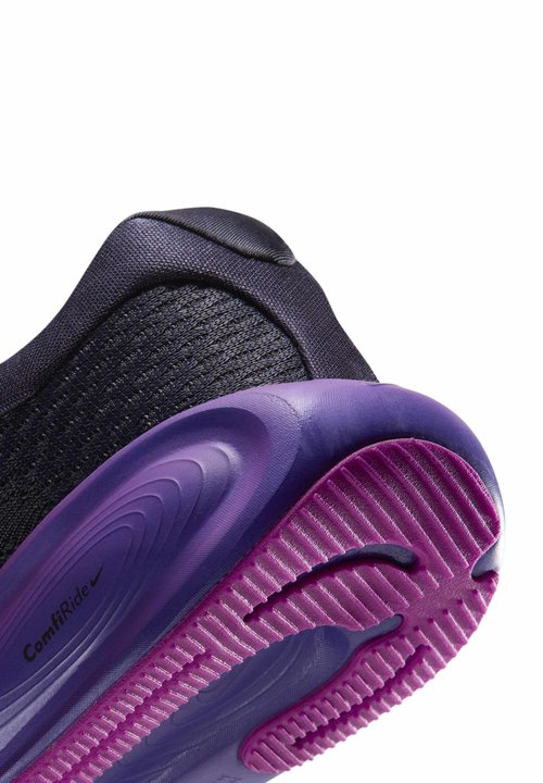 Nike STELLAR RIDE GS UNISEX - Road running shoes - gridiron off-noir dark concord vivid purple — foto 6