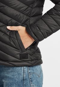 Oxmo OXQUELLA - Vinterjakke - black