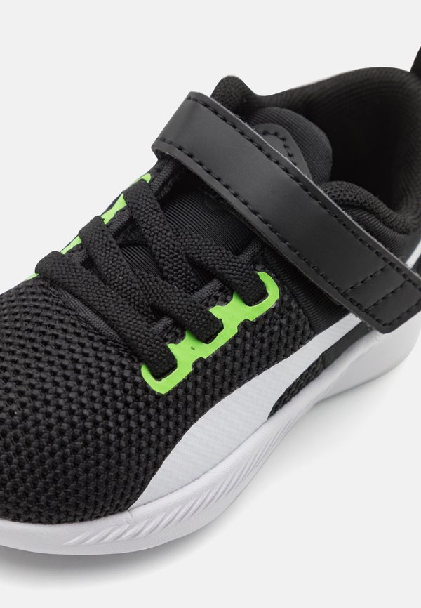 FLYER RUNNER V INF – Walkingschuh