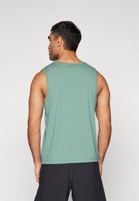 Nike Performance HYVERSE TANK - Viršus - bicoastal/black