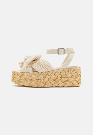 Loeffler Randall GABY FLAT FORM - Telitalpú szandálok - white