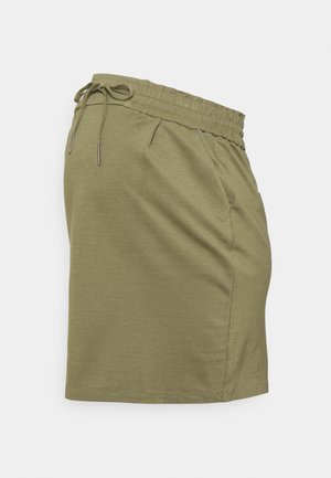 Calções verde-azeitona feitos de tecido macio, com uma cintura elástica, cordão ajustável e bolsos laterais. Corte clássico reto com detalhes de costura.