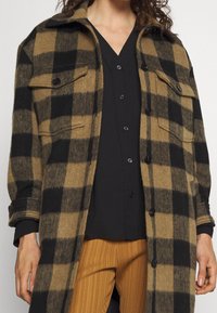 Filippa K Camicetta - black