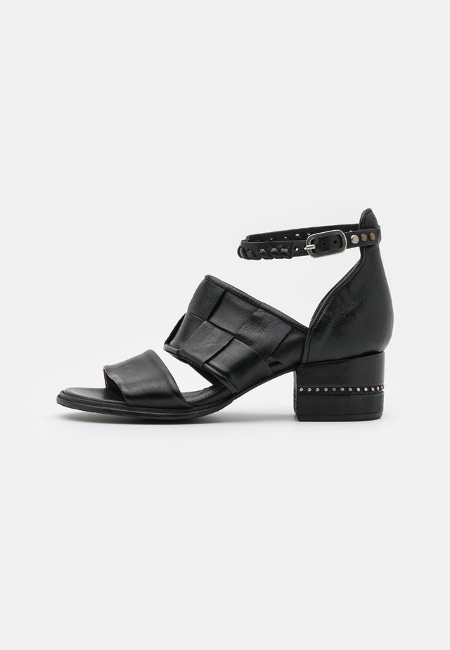 Sandalen - nero