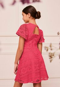 Lipsy FLUTTER SLEEVE - REGULAR FIT - Obleka iz džersija - hot pink