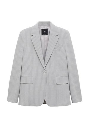 Šedý pruhovaný blazer s klopami, jedním zapínáním na knoflík a dvěma předními kapsami. Vyznačuje se hladkým podšíváním a přiléhavým střihem.