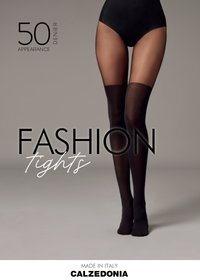 Sorte modetights med 50 deniers tykkelse. Halv-gennemsigtig overdel med en glat, mat finish og solid sort kant øverst.