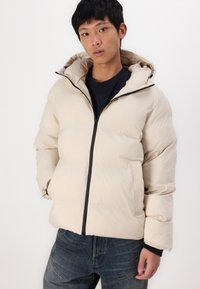 Jack & Jones JJPAYNE PUFFER JACKET - Vinterjakker - moonbeam