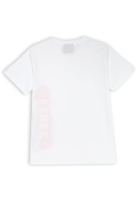 T-shirt bianco in cotone con maniche corte, con una stampa rosa pallido sul lato sinistro. Design semplice con scollatura rotonda e vestibilità standard.