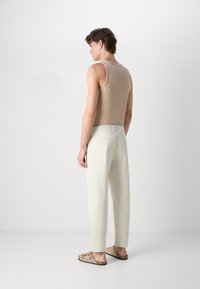 BOSS PERIN - Chino hlače - open white