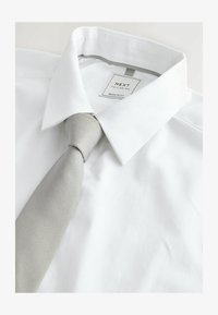 Unselected, white grey