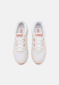 ASICS SportStyle LYTE - Sportcipő - white/cream