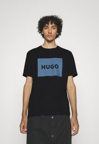 HUGO DULIVE - T-shirt estampada - black/blue