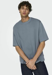 Only & Sons ONSMILLENIUM TEE - T-shirt basic - flint stone
