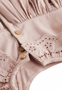 Next Kasdienė suknelė - mink pink