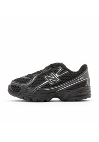 New Balance 740 UNISEX - Sapatos de bebé - black grey