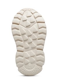 Sole di scarpa in gomma bianca con un pattern testurizzato, caratterizzato da battistrada triangolari e ovali, e dettagli in rilievo per migliorare aderenza e trazione.