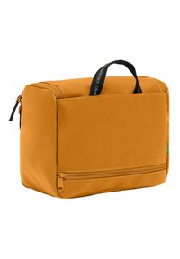 Bolso rectangular naranja con un asa en la parte superior y un bolsillo delantero con cremallera. Hecho de un tejido duradero con una textura suave.