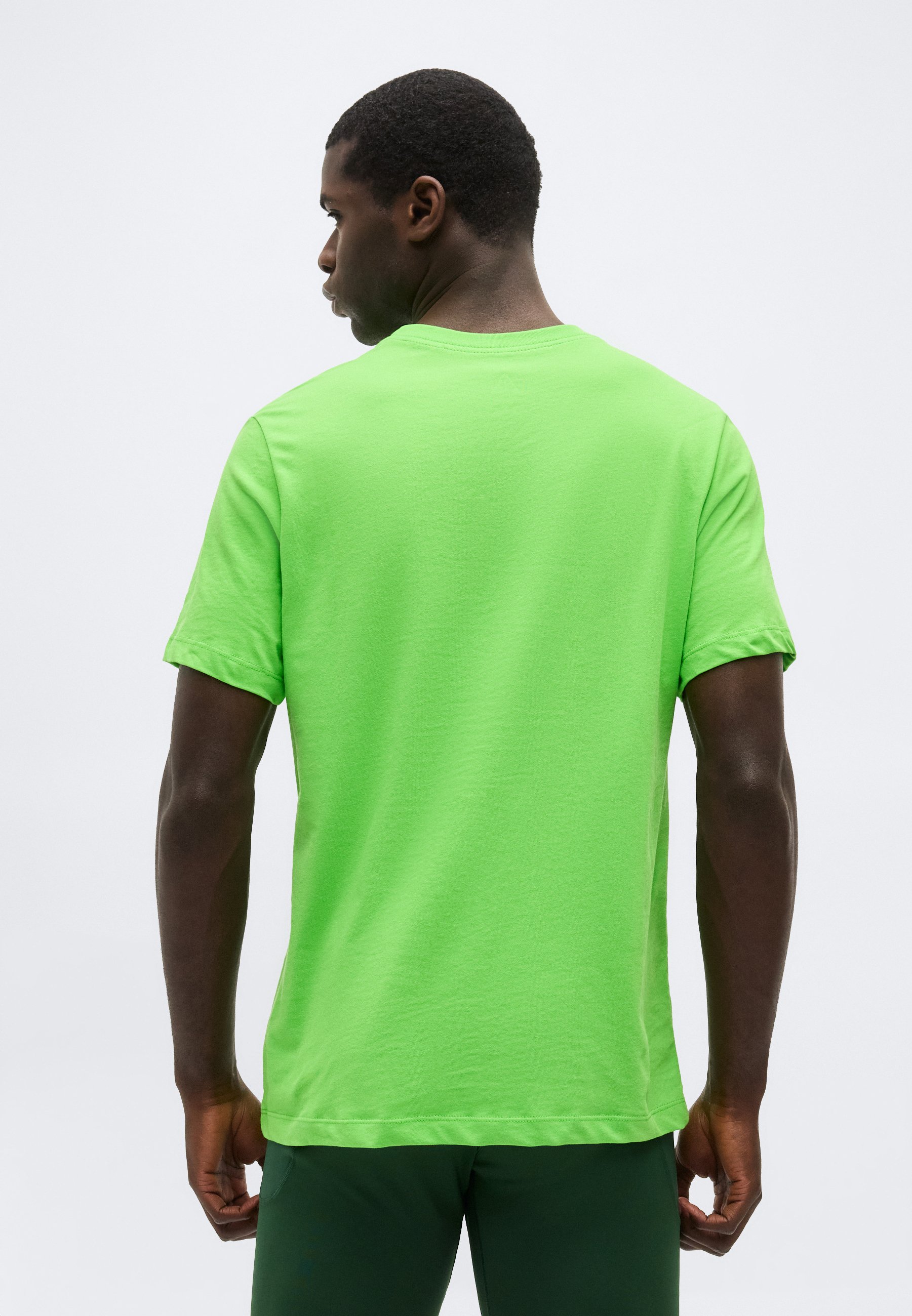 nike acg green t shirt