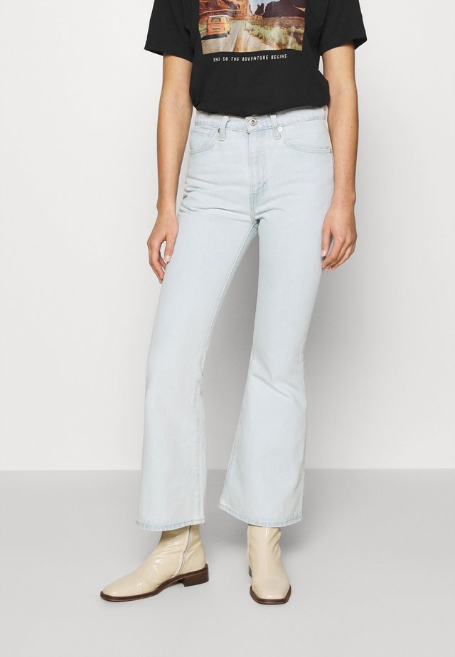 HIGH RISE FLARE - Flared Jeans - freshies