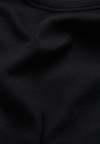 Thumbnail Image 6