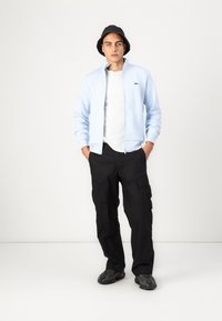 Thumbnail Image 4