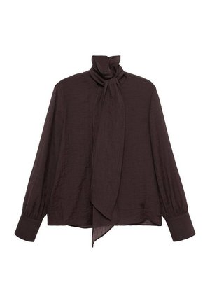 Langärmeliges Blusenshirt aus dunkelbraunem, plissiertem Stoff. Verfügt über einen hohen Kragen mit Krawatten-Detail und gekrempelte Ärmel. Glatte, leichte Textur.