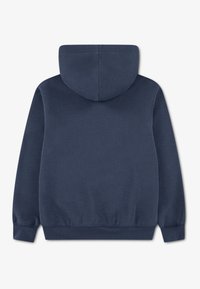 Marineblå hettegenser i mykt stoff, med kengurulomme, ribbestrikkede mansjetter og sømløs bakside.