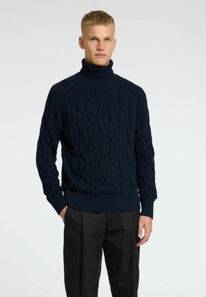 Selected Jumper - sky captain
