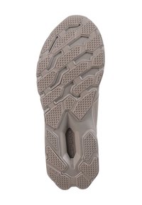 Texturovaná šedá gumová podrážka s vícerozměrným vzorem pro trakci, obsahující hexagonální a vlnovkové vzory.