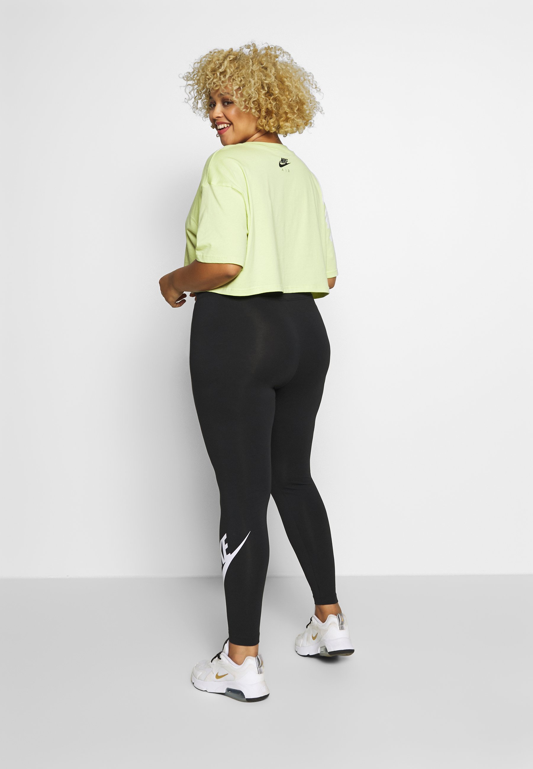 plus size nike leggins
